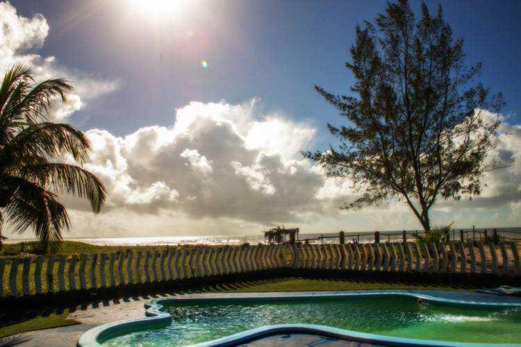 Chales Suites Pe Na Areia Guaibim Exterior photo